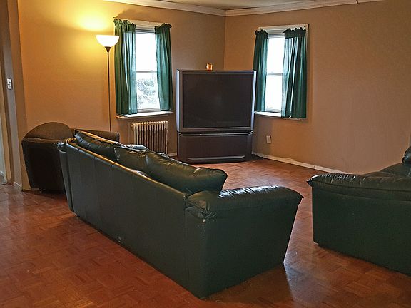 3rd image of 56 Roquette Ave