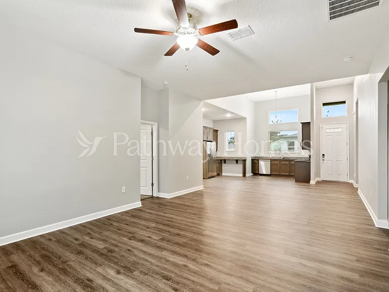1951 Michigan Dr — Photo 13