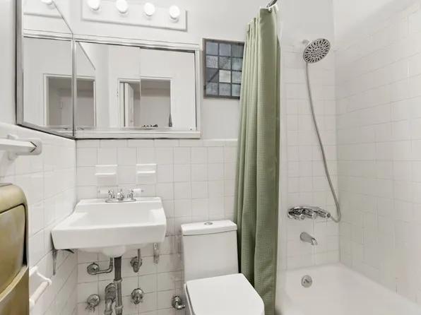 217 West 14th Street image 6 of 6