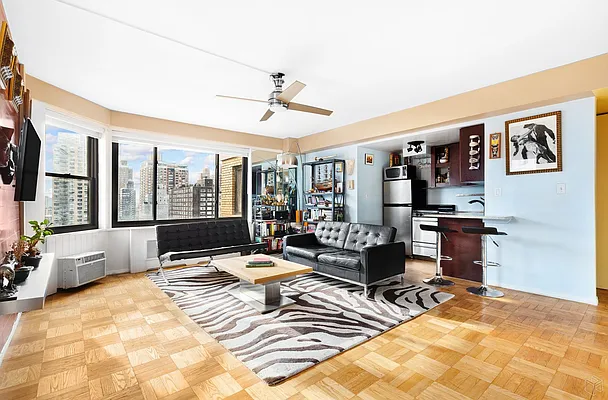 Sold by Halstead Real Estate | media 32