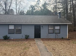 150 Essex Ct, Athens, GA 30605
