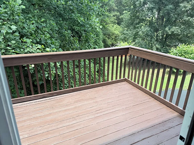1086 Yellow River Dr — Photo 13