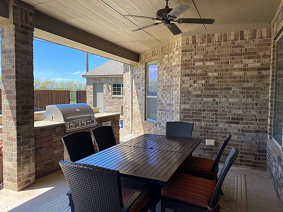 Large covered outdoor patio