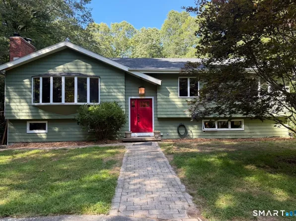 4 Green Valley Lake Road, Old Lyme, CT 06371