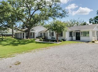750 Dunbar Ave, Bay Saint Louis, MS 39520
