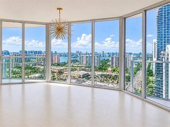 3rd image of 16699 Collins Ave #Cu-2907