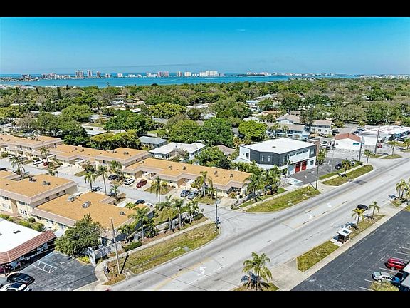 2nd image of 610 Indian Rocks Rd N APT 96