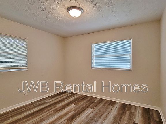 5th image of 2414 Coleman Ct