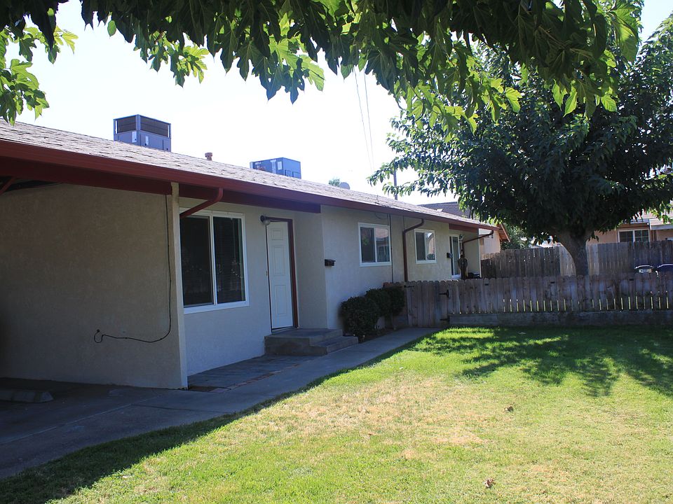 1st image of 740 W Olive Ave