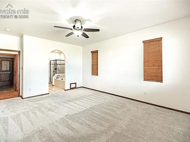 11824 Black Hills Dr — Photo 6