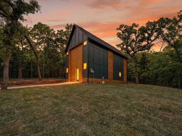 116 Carolyn Rd, Mabank, TX 75156