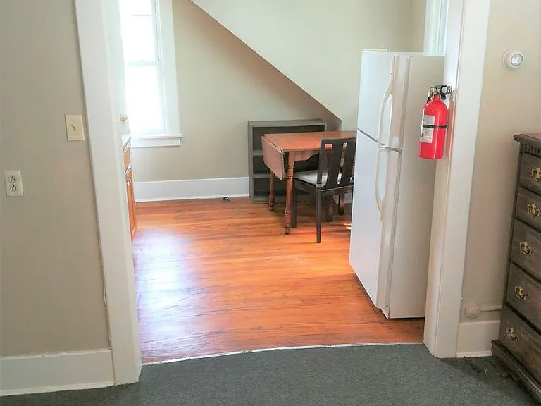 308 Fairmount Ave — Photo 5