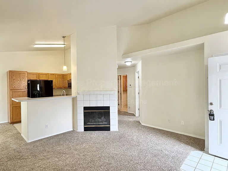 3870 Strawberry Field Grv #F — Photo 4