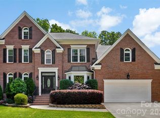 7618 Wingmont Dr, Charlotte, NC 28269