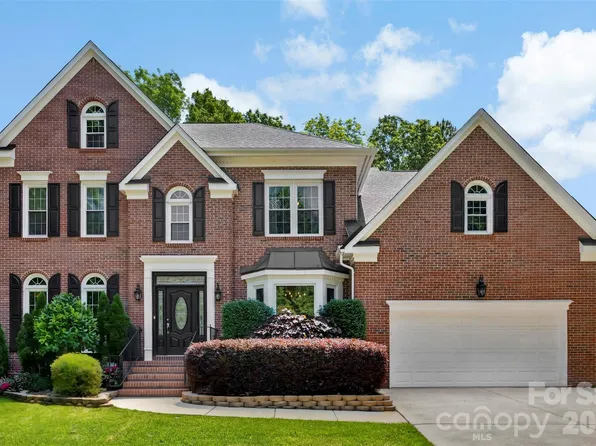 7618 Wingmont Dr, Charlotte, NC 28269