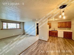 509 S 3rd Ave #8, Brandon, SD 57005