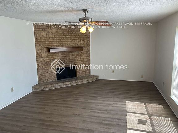 3rd image of 2233 Bowie Dr