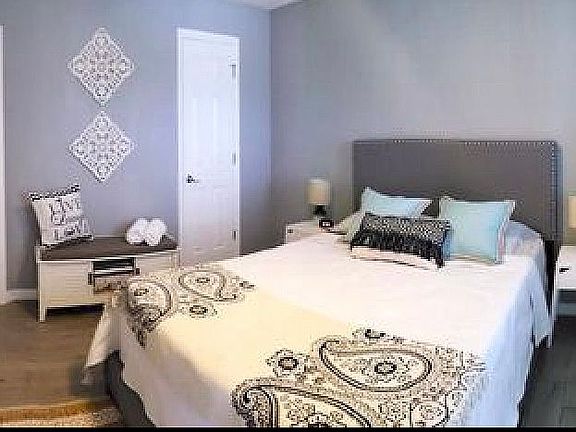 5th image of 4716 Walden Cir #16