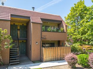 25 Oswego Smt #25, Lake Oswego, OR 97035