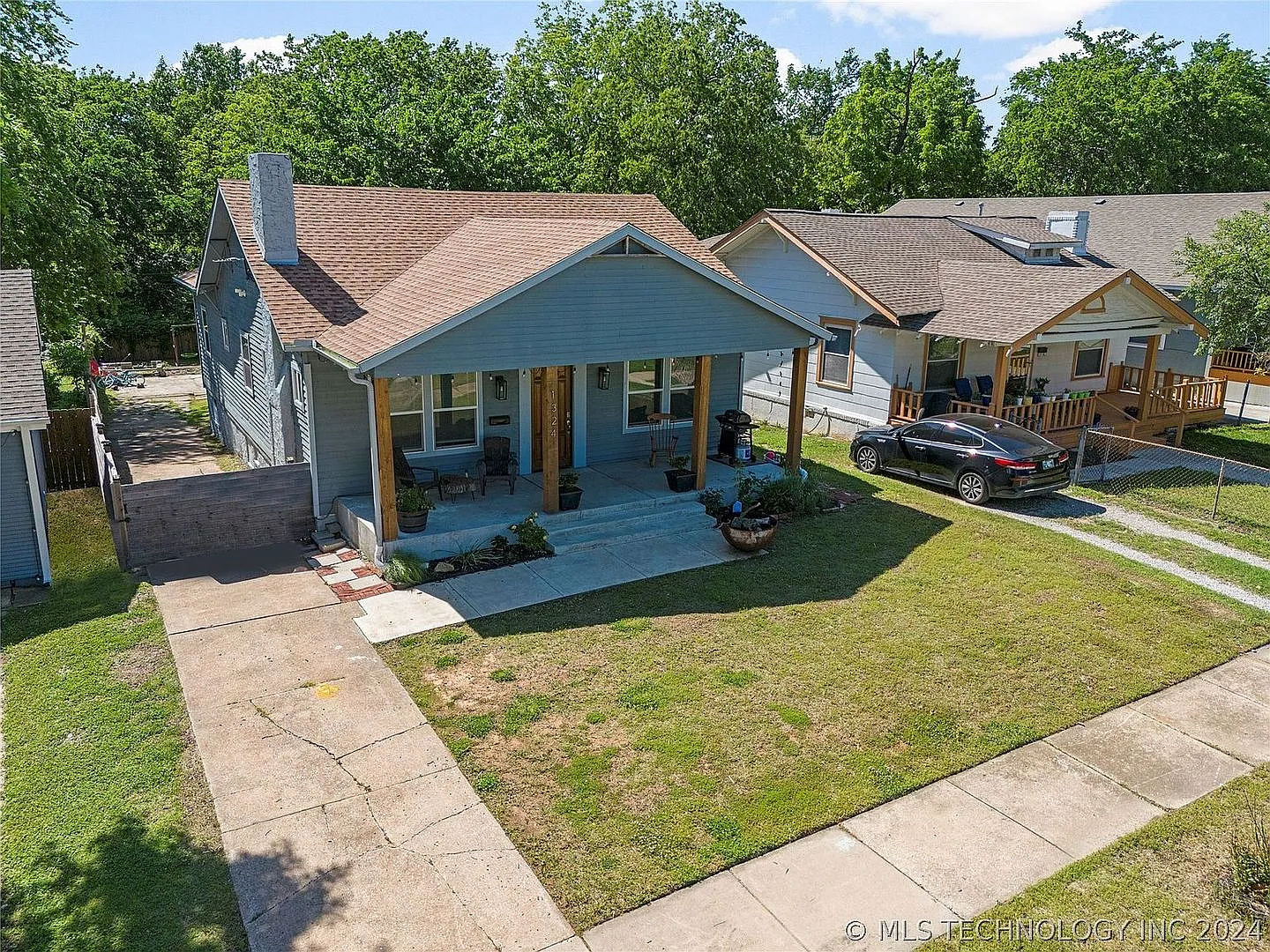 Charming 3 Bed, 2 Bath Bungalow Near Downtown Tulsa! — Photo 4