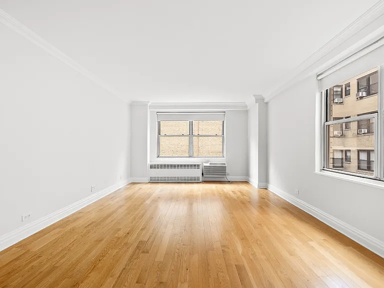 210 W 89th St #12D — Photo 4