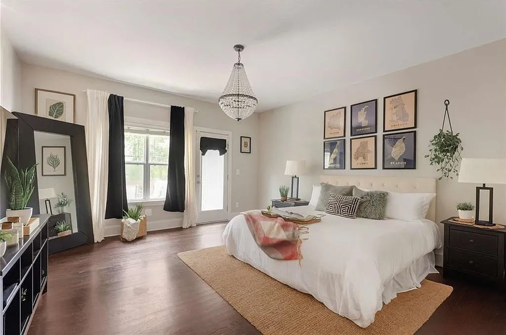 3 bed, 2.5 bath, 2750 sqft, $6,500 — Photo 2