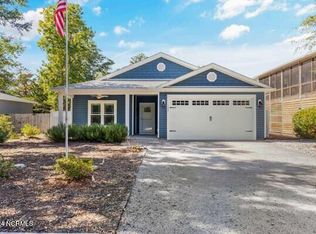 145 NE 14th St, Oak Island, NC 28465