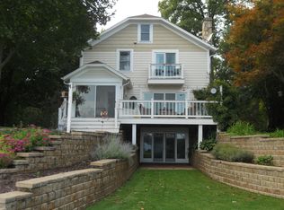 W1085 Spleas Skoney Rd, East Troy, WI 53120