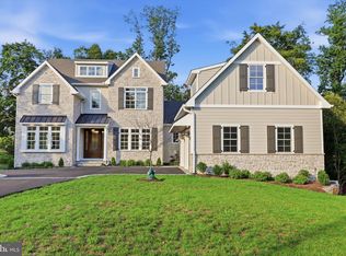 39 East St, Doylestown, PA 18901