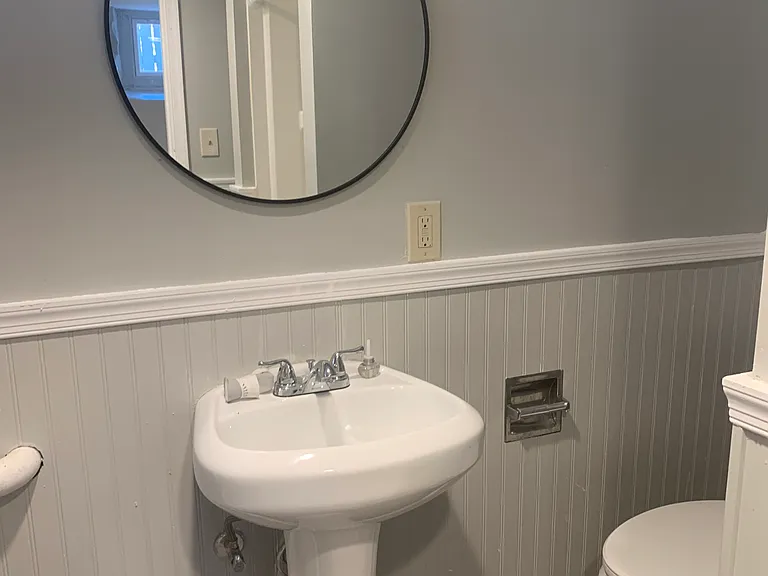 5147 Frederick Ave — Photo 12
