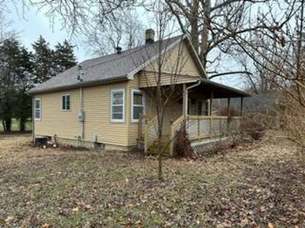 604 N 4th St, Benld, IL 62009