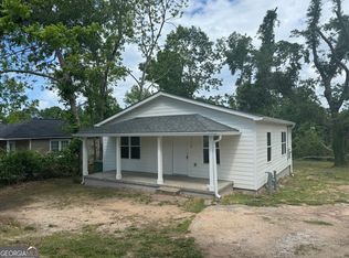 718 Lane St, Griffin, GA 30223