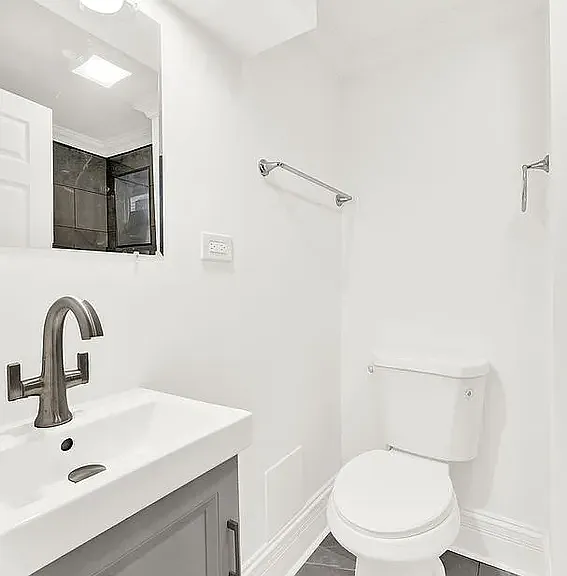 2452 W 46th Pl #2 — Photo 6