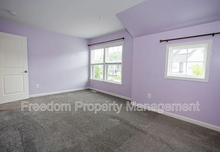 2425 Morgans Point Dr — Photo 48