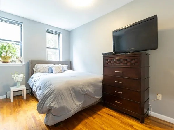 100 Ralph Avenue image 11 of 15