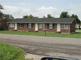 110 College Street Rd — Photo 1