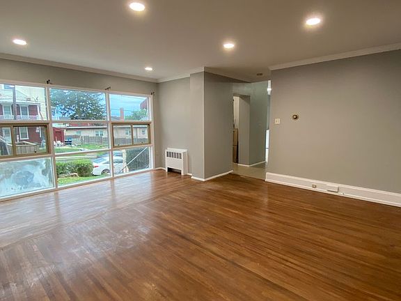 2nd image of 709 E Orange St APT 2