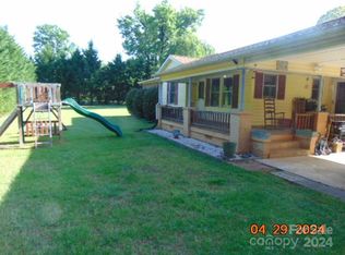 3491 Cannon Ridge Rd, Lenoir, NC 28645