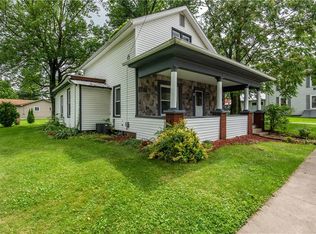 18 E Market St, Marshallville, OH 44645