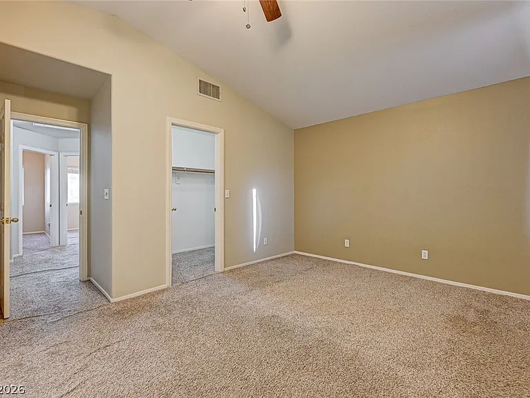 317 Greenleaf Glen St — Photo 35