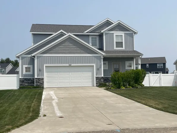 3880 Elm Ridge Dr, Holland, MI 49424