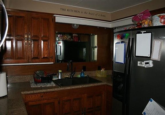 4th image of 4005 Glenwood Dr