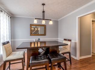 1850 Tree Brooke Ln, Snellville, GA 30078