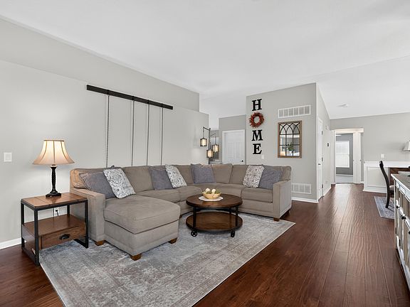 5th image of 1526 Taramore Dr