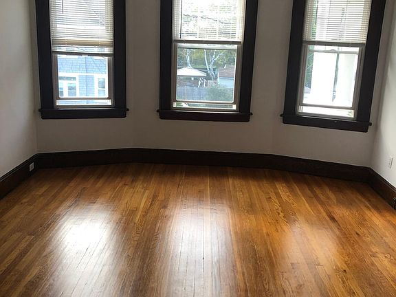 4th image of 364 Midland St Floor 2
