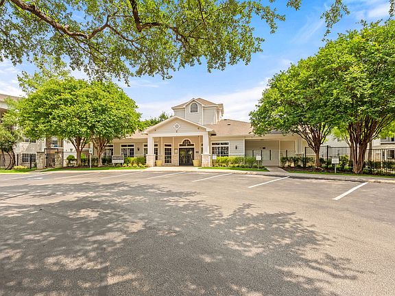 3rd image of 4980 Usaa Blvd #914