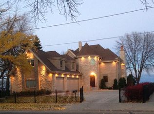 1710 1st St, Menominee, MI 49858