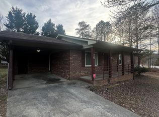 26 Kirby Dr, Cartersville, GA 30120
