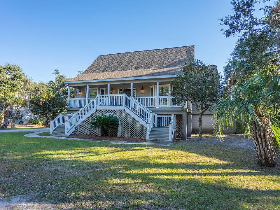 2nd image of 362 Tarpon Blvd