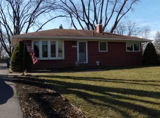 6150 Pershing Ave, Downers Grove, IL 60516